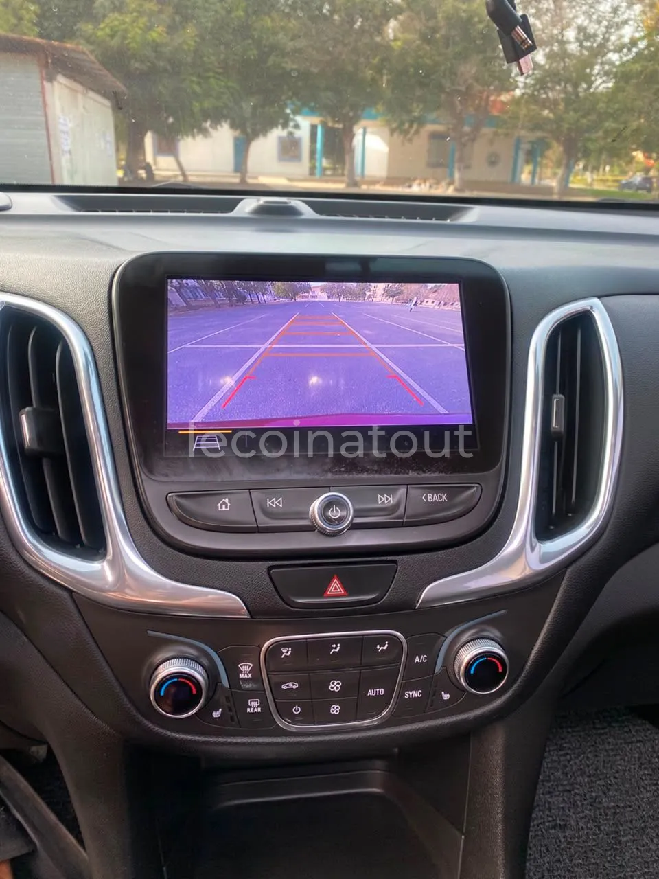 Chevrolet Equinox 2018 AWD LT - Diesel Automatique - Venant Dédouané — photo 9, Dakar