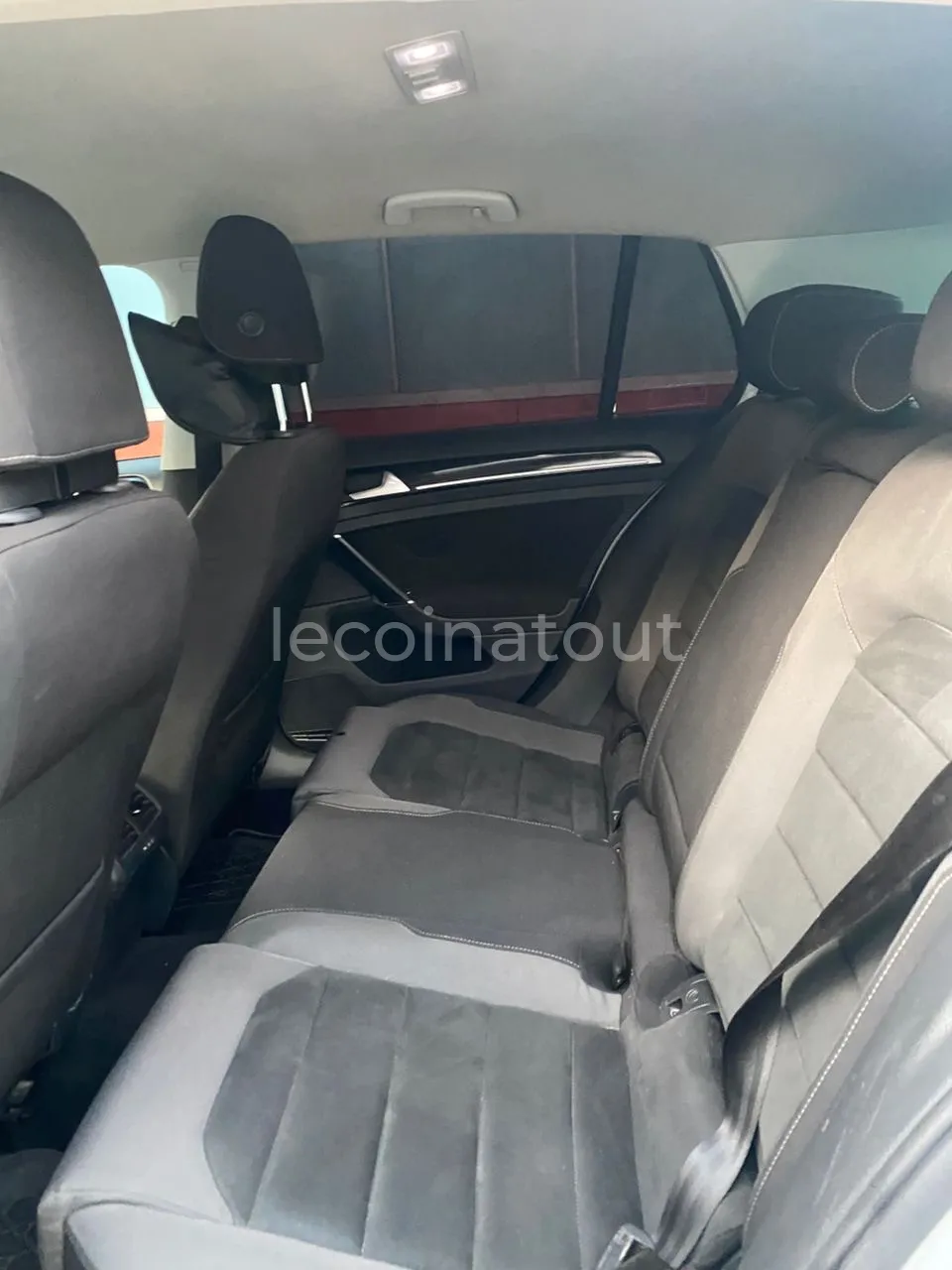 Volkswagen Golf 7 1.5 TSI 2018 - 49 000 km - Venant — photo 5, Dakar