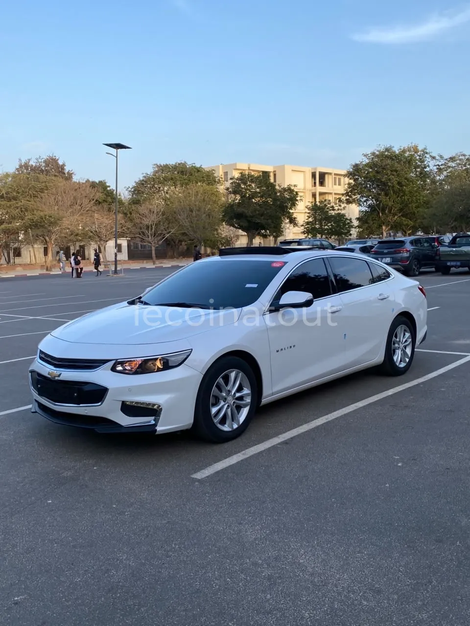Chevrolet Malibu 2018 Full Options - Venant Dédouanée — photo 4, Dakar