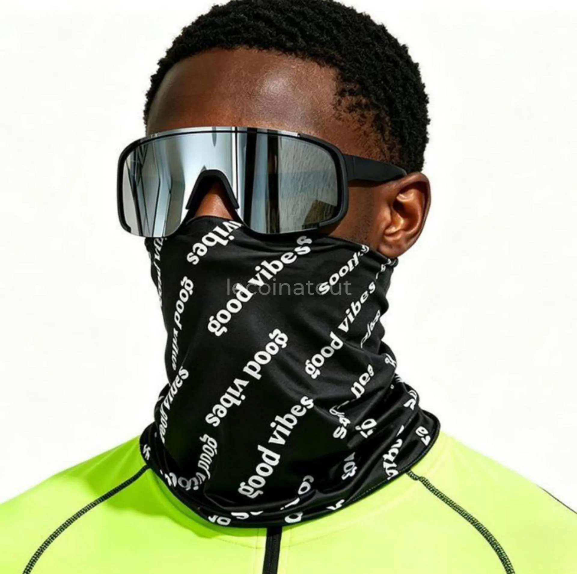 Cagoul et lunette de sport et motard — photo 3, Guédiawaye