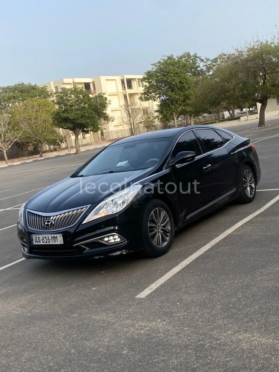 Hyundai Grandeur 2015 HG240 - Automatique Essence - 98 000 km — photo 1, Dakar