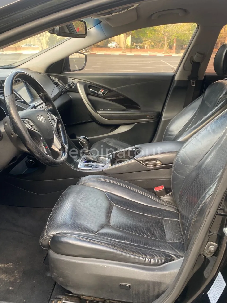 Hyundai Grandeur 2015 HG240 - Automatique Essence - 98 000 km — photo 6, Dakar