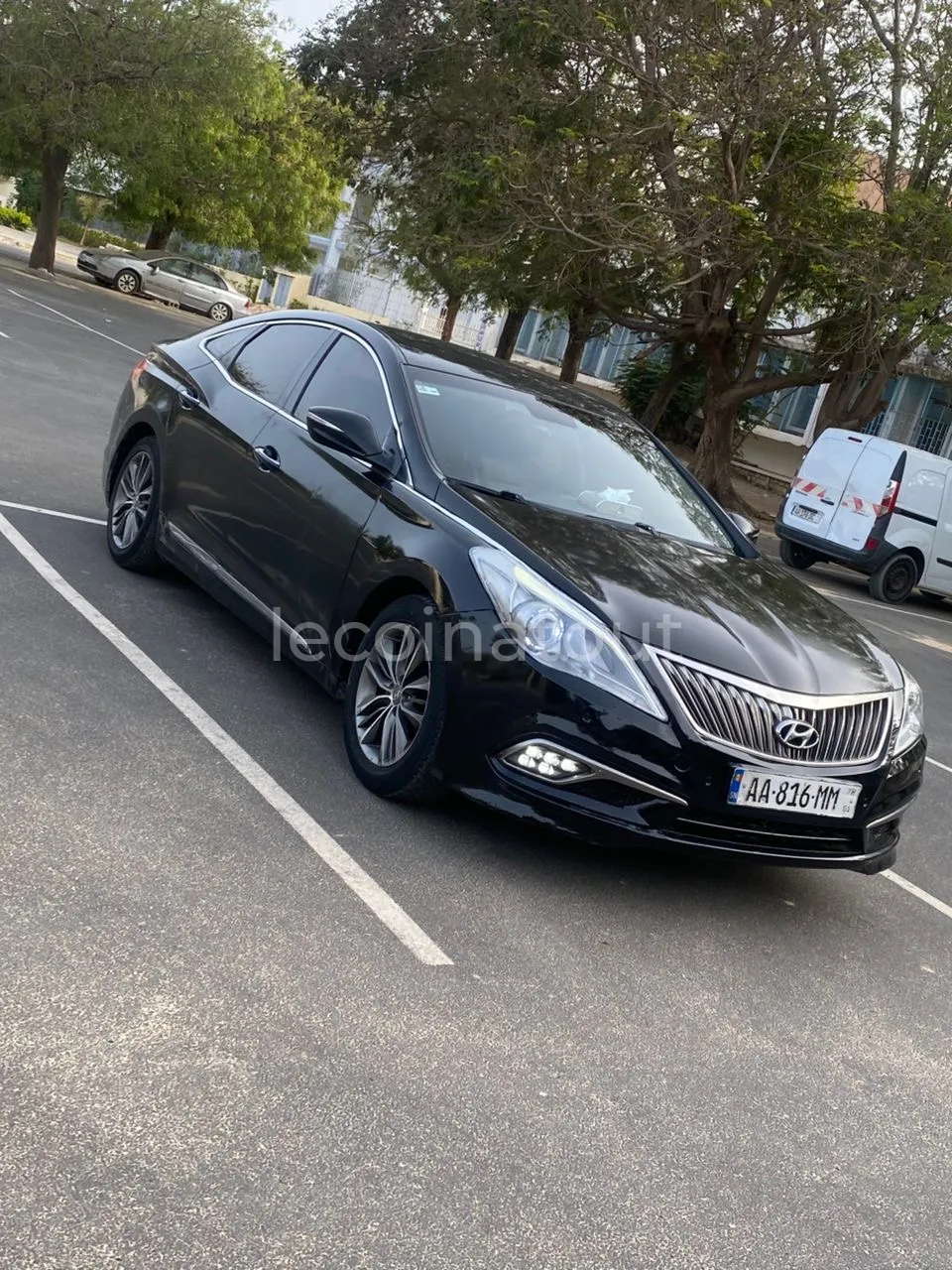 Hyundai Grandeur 2015 HG240 - Automatique Essence - 98 000 km — photo 12, Dakar