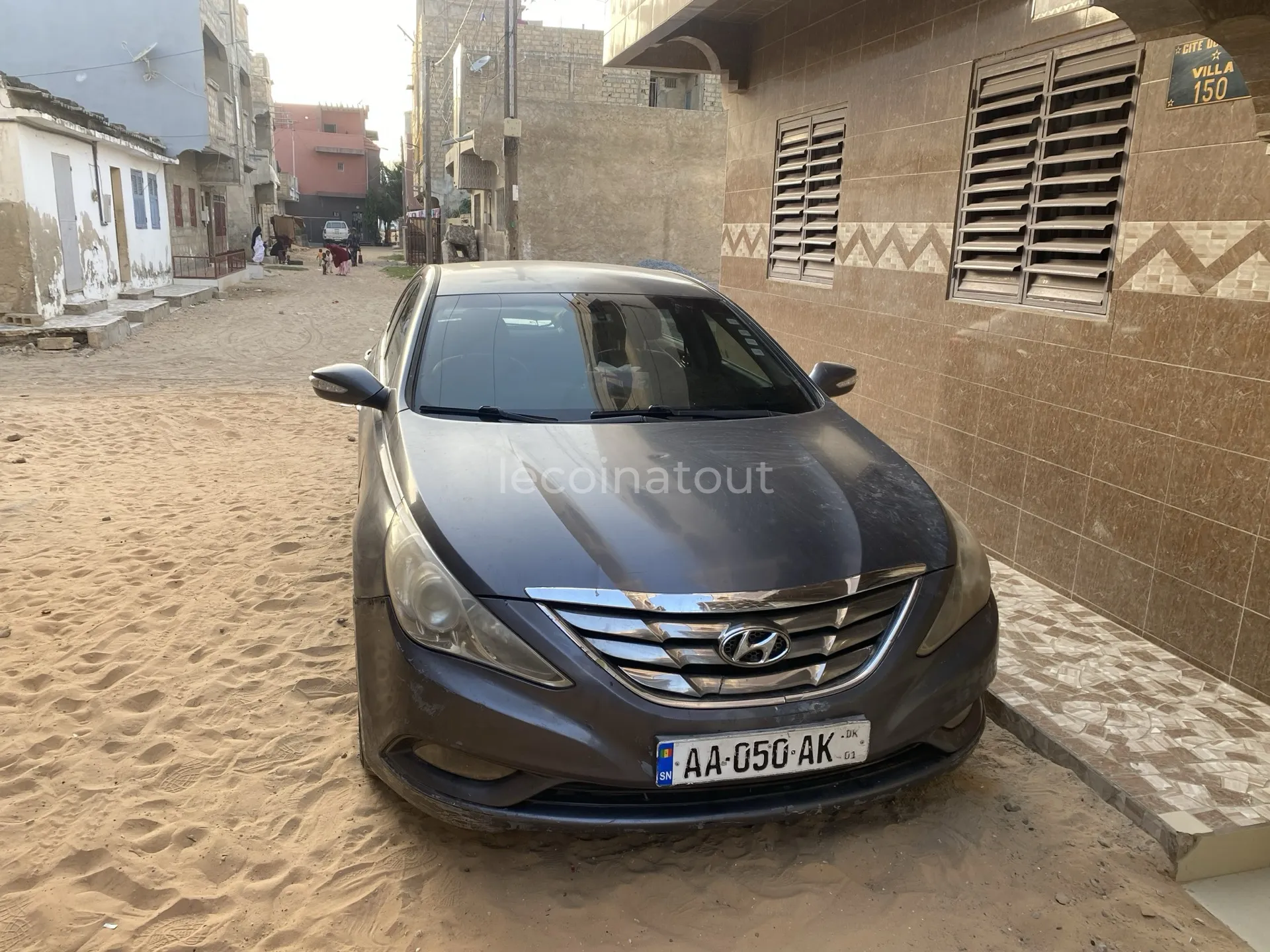 Hyundai Sonata 2.0 essence – 2012 – Boîte automatique – Full options — photo 1, Keur Massar