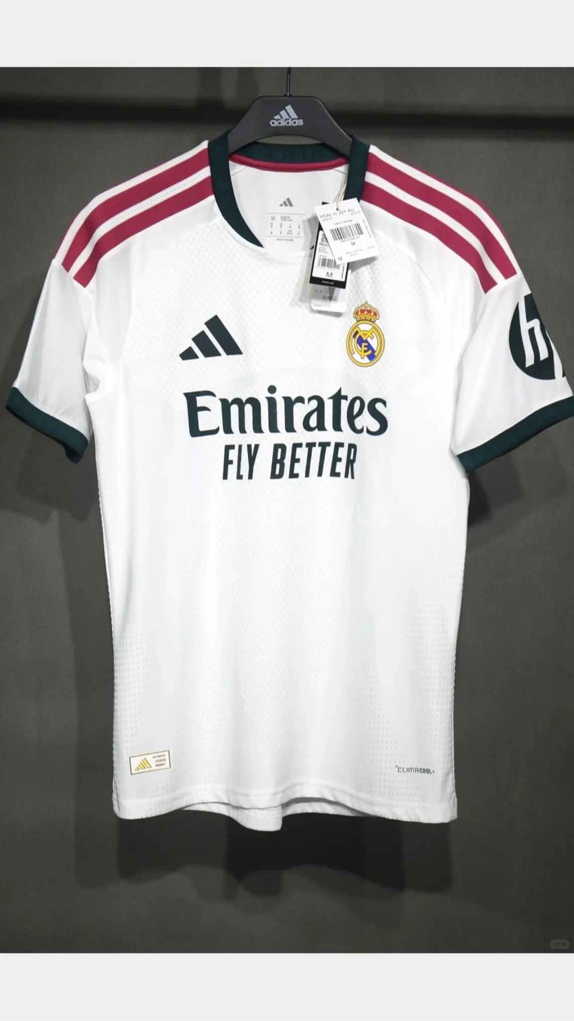 Maillot authentique 26/27 — photo 2, Guédiawaye