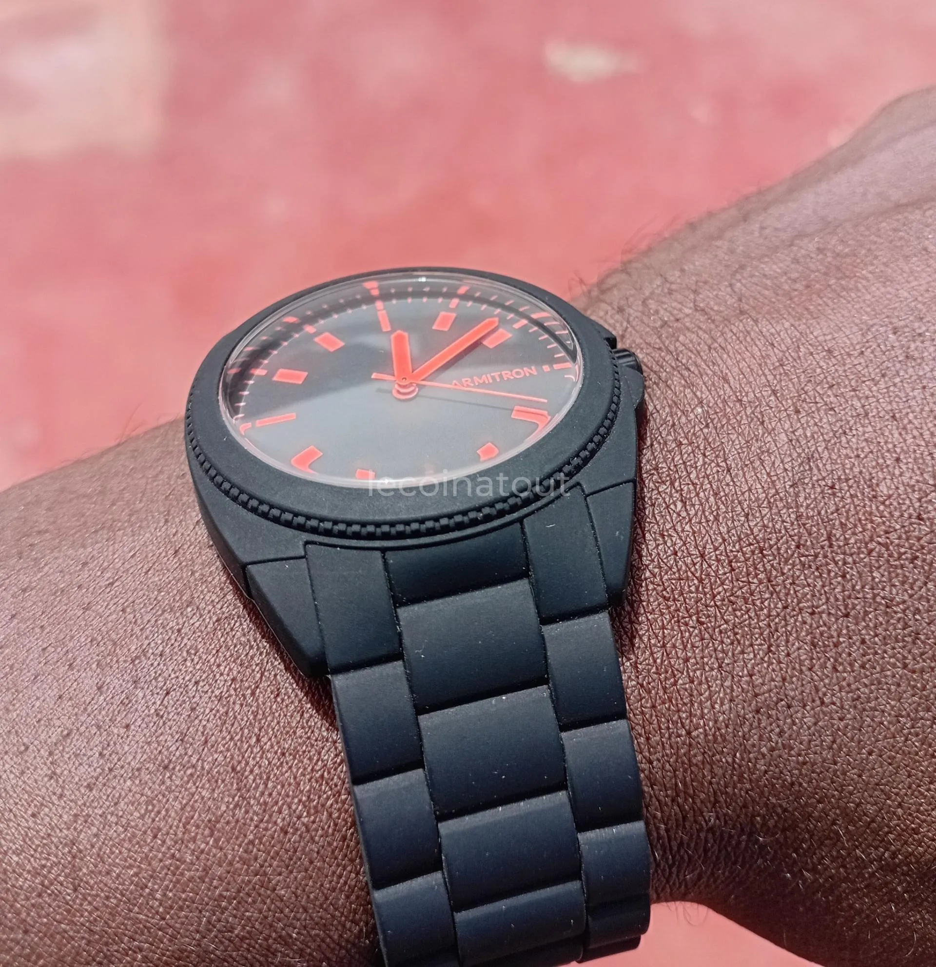 Montre armitron — photo 2, Pikine
