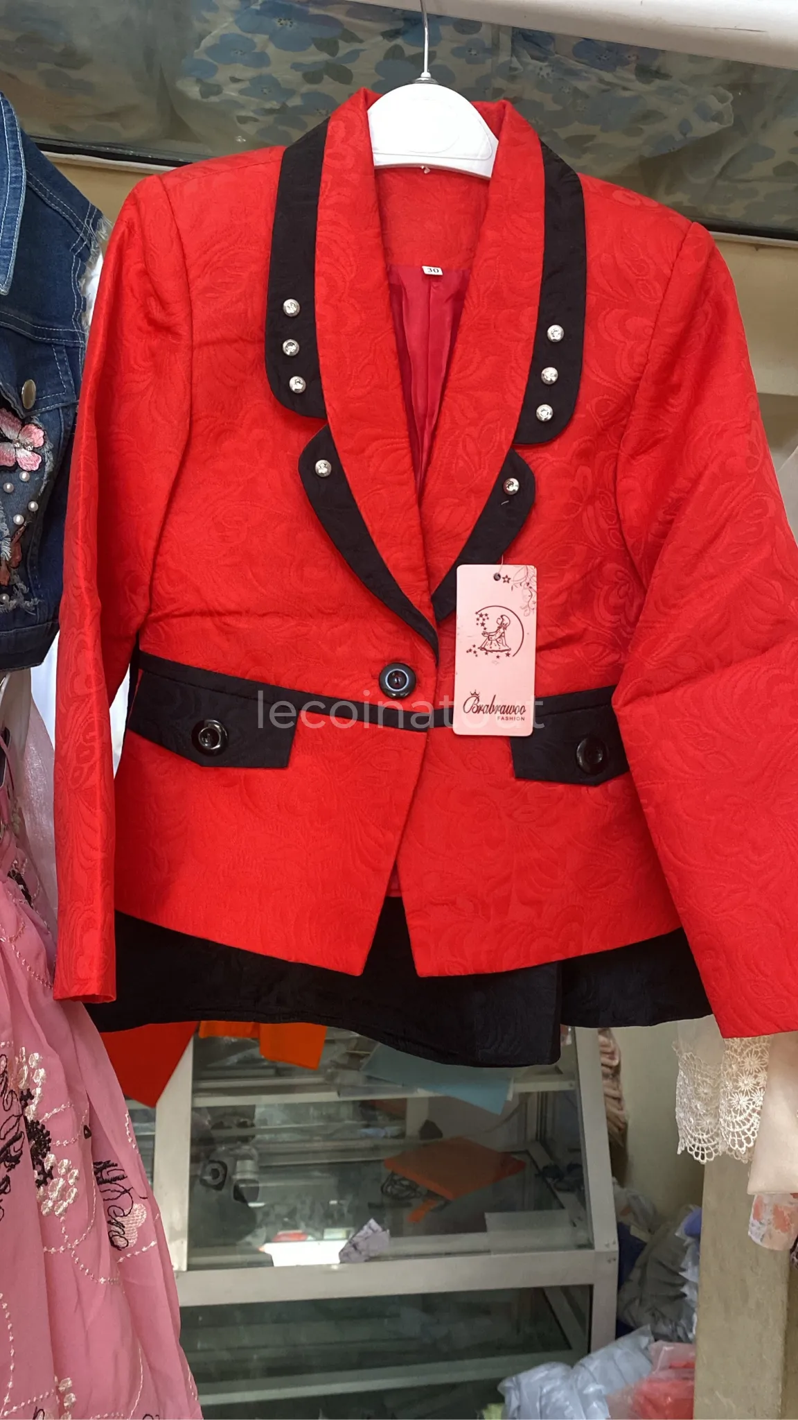 Vêtements (ensembles tailleur enfants ) — photo 3, Dakar
