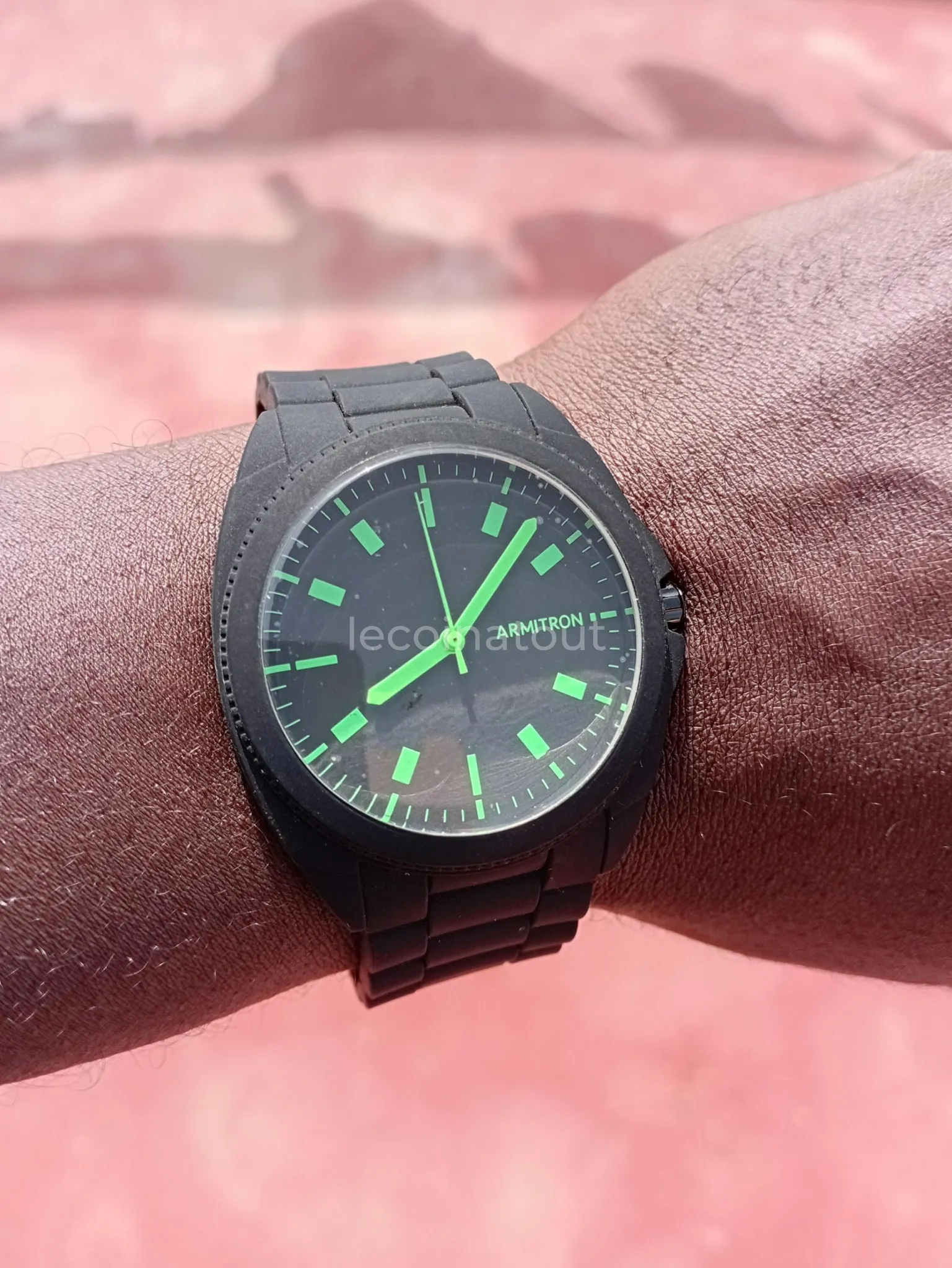 Montre armitron — photo 1, Pikine