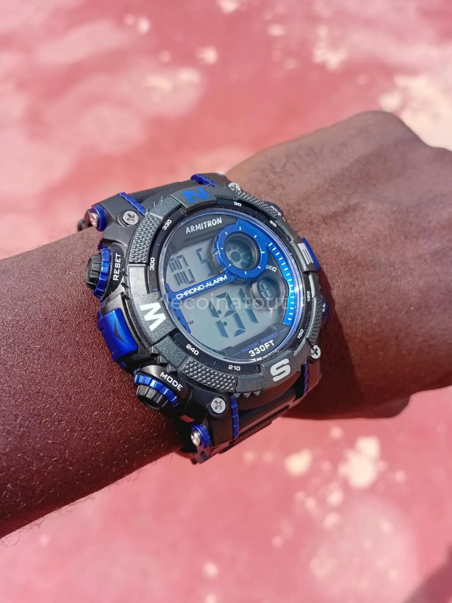 Montre armitron — photo 2, Pikine