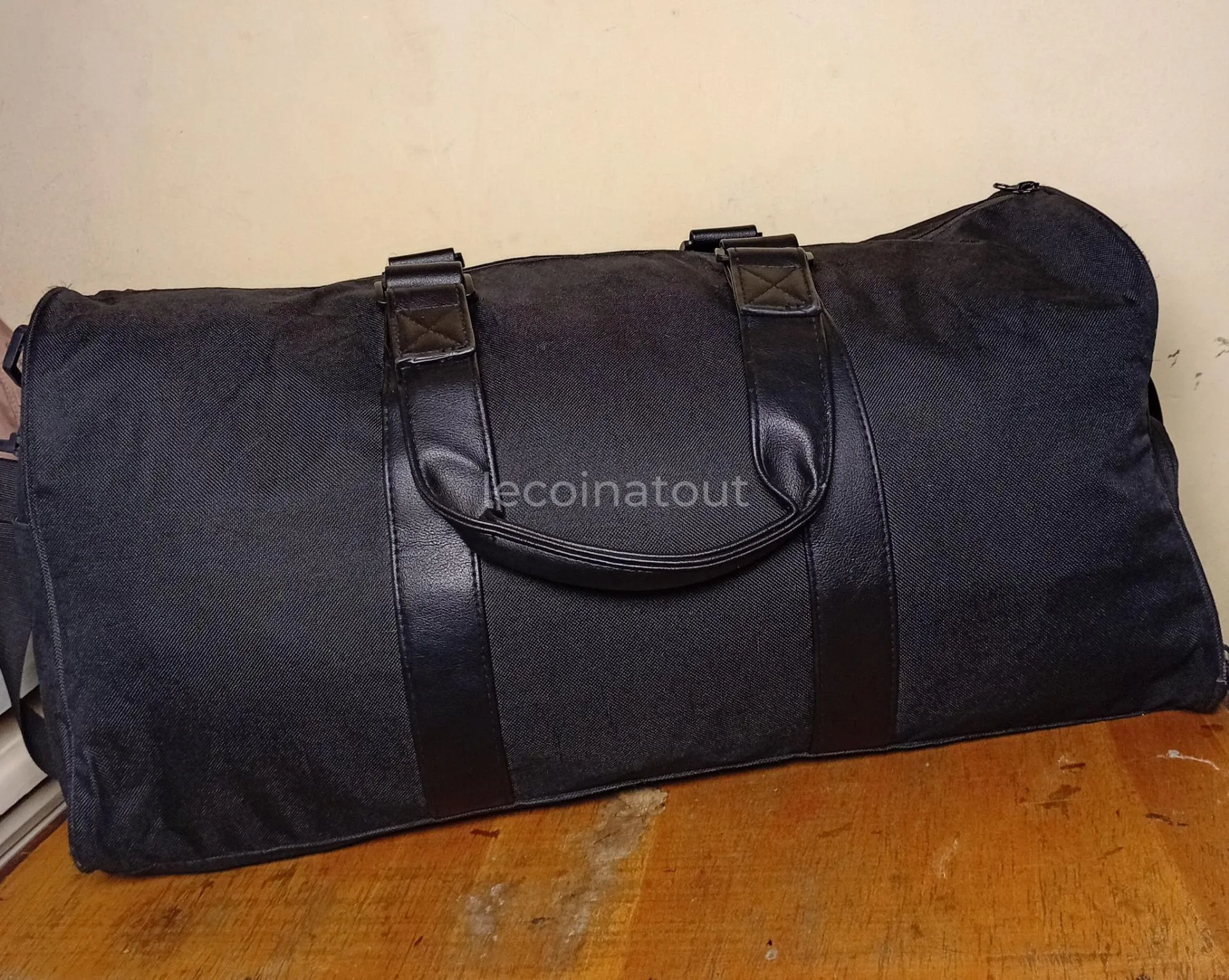 Sac de voyage — photo 1, Pikine