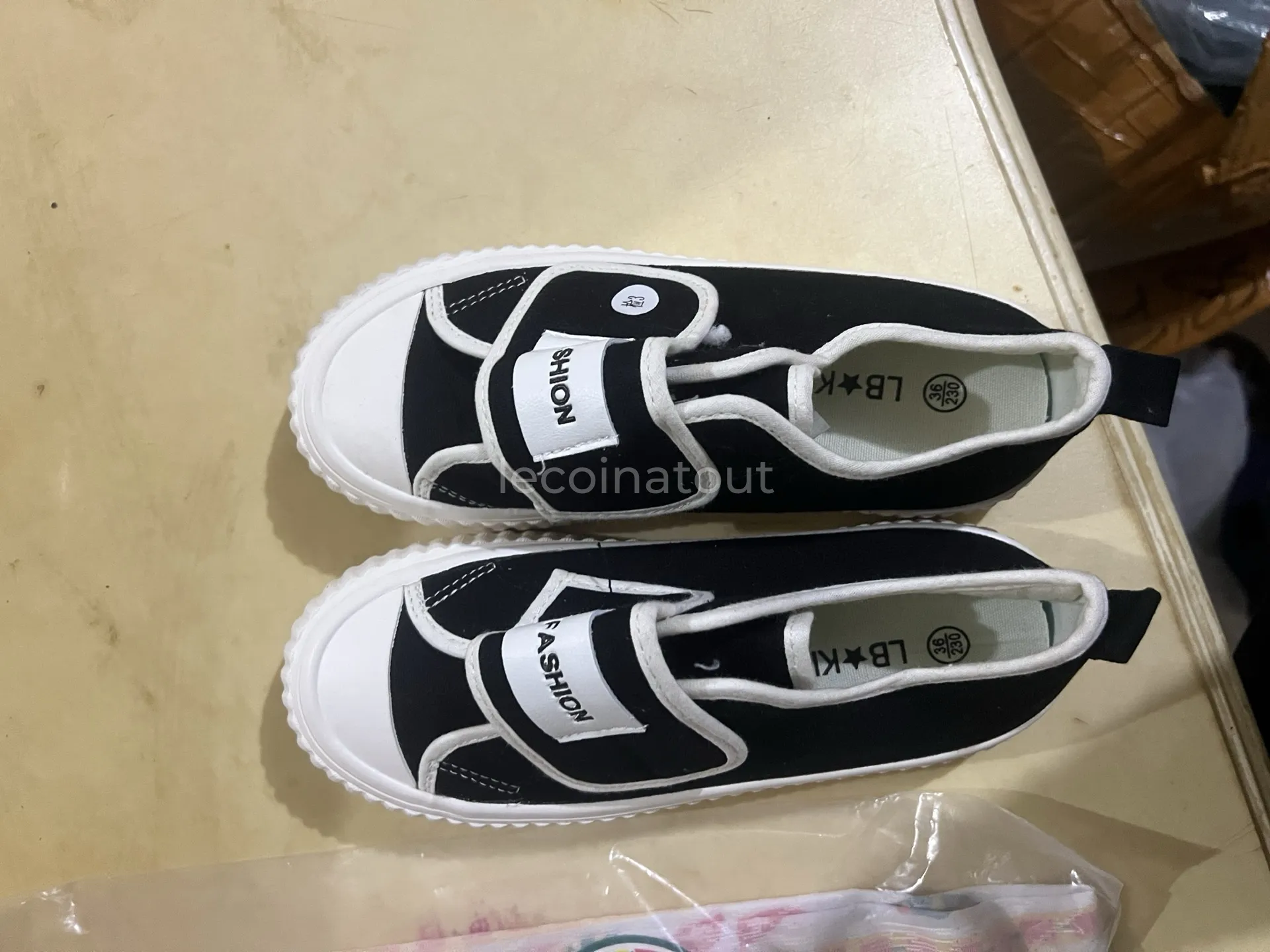 Vente de Chaussure — photo 2, Dakar