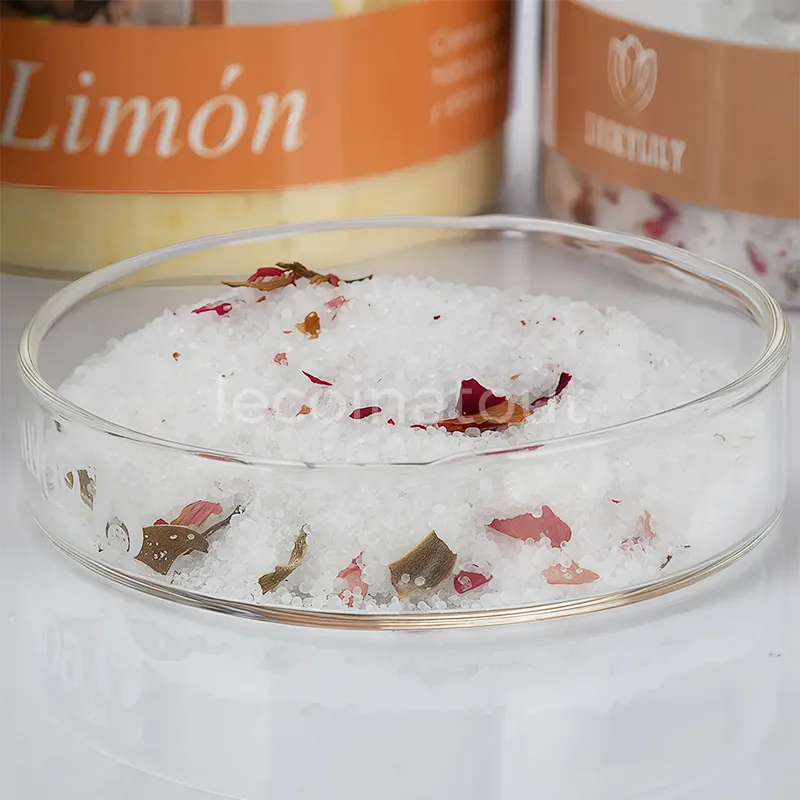 Lot de 3 sels de bain parfumés aux pétales — Menthe, Lait & Rose — photo 3, Dakar