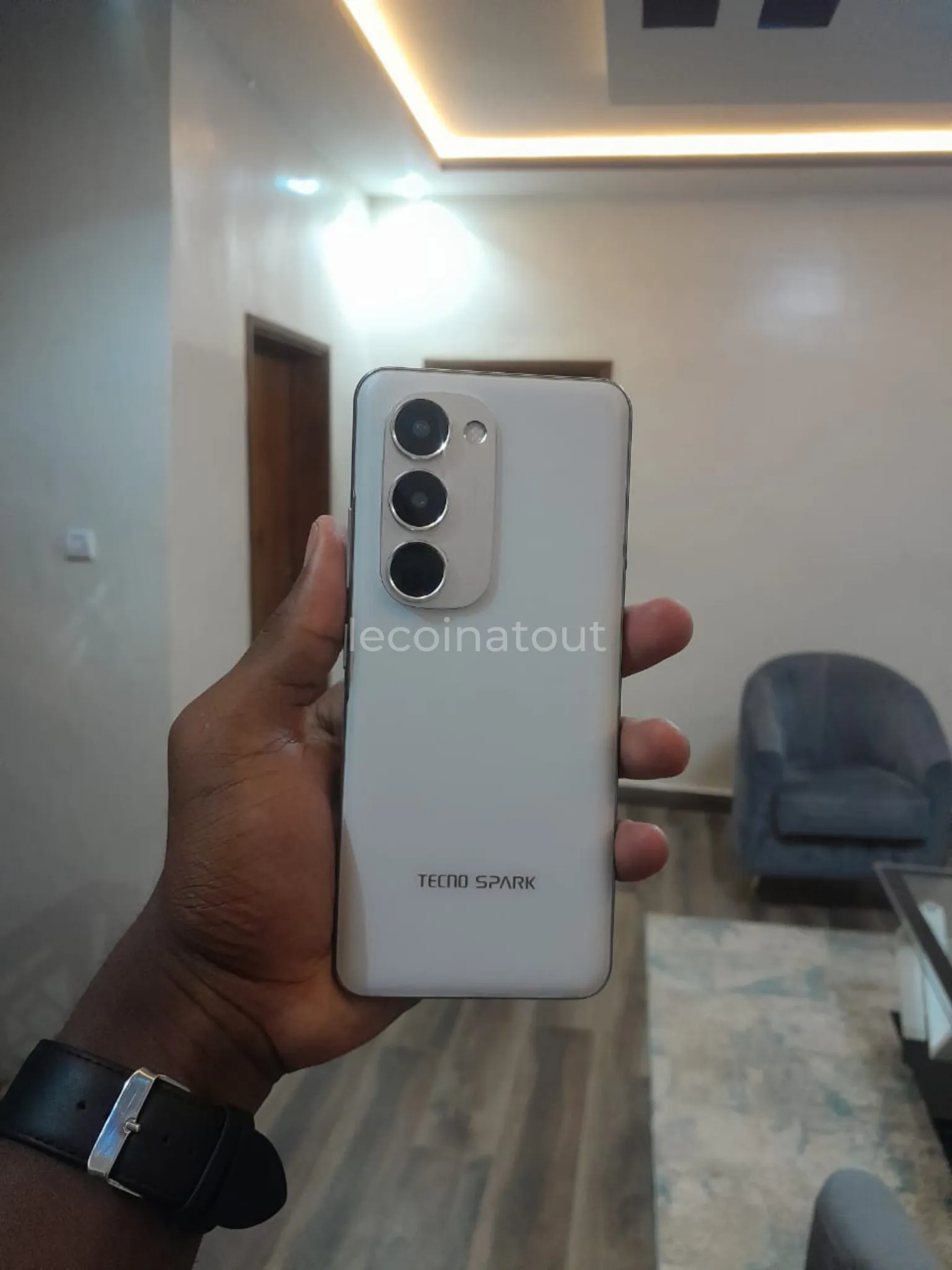 Tecno Spark 40 Pro+ 128Go / 8Go RAM - Tâche Écran — photo 3, Rufisque