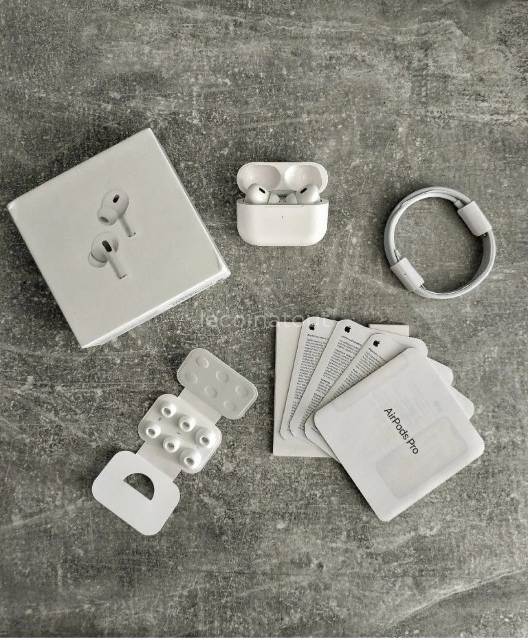 AirPods Pro 2 — photo 1, Guédiawaye