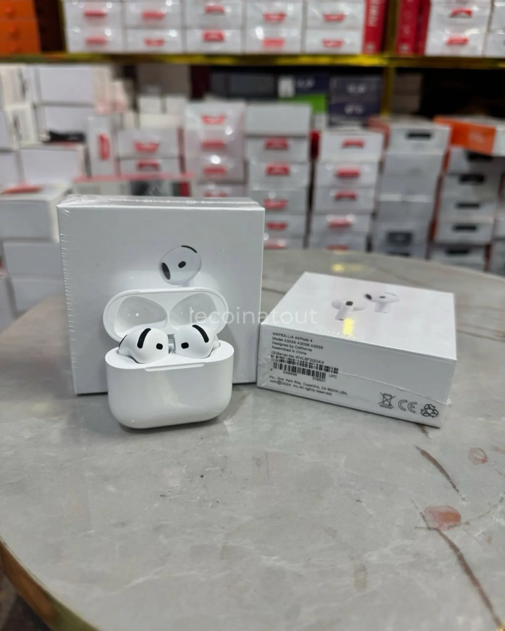 AirPods 4 — photo 2, Guédiawaye
