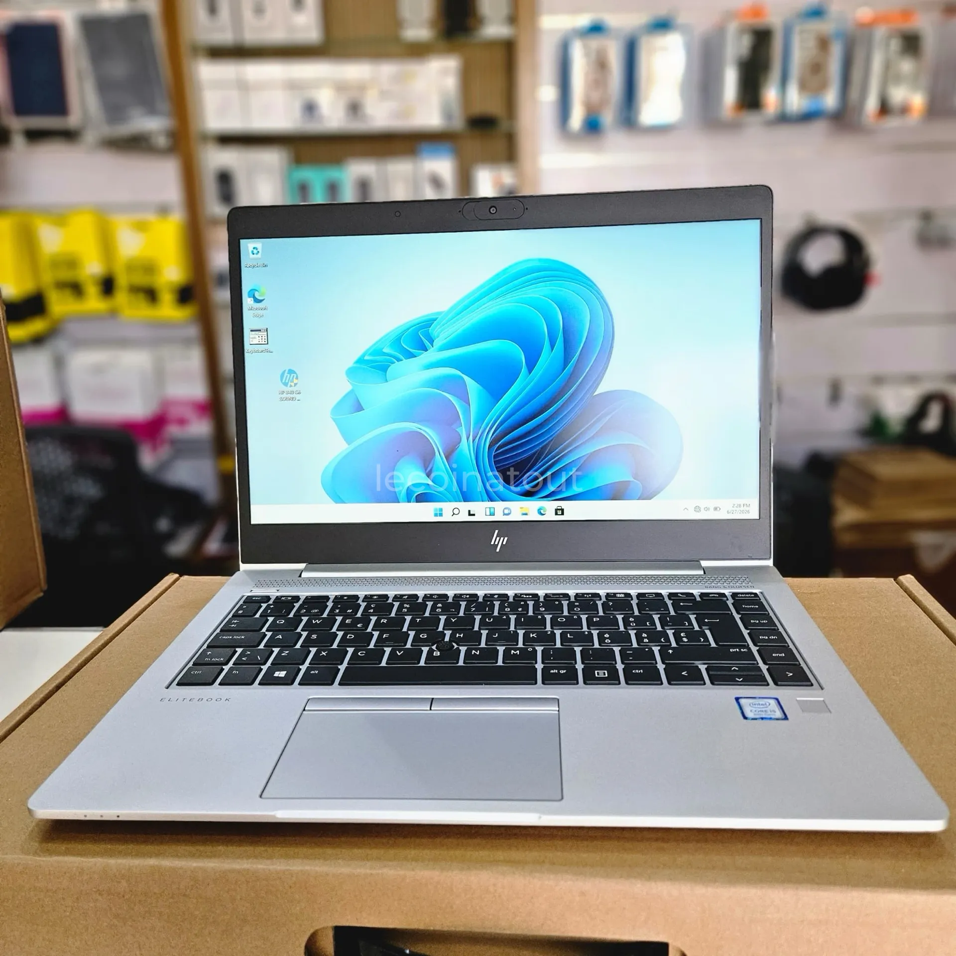 HP ELITEBOOK 840 G6 — photo 3, Guédiawaye
