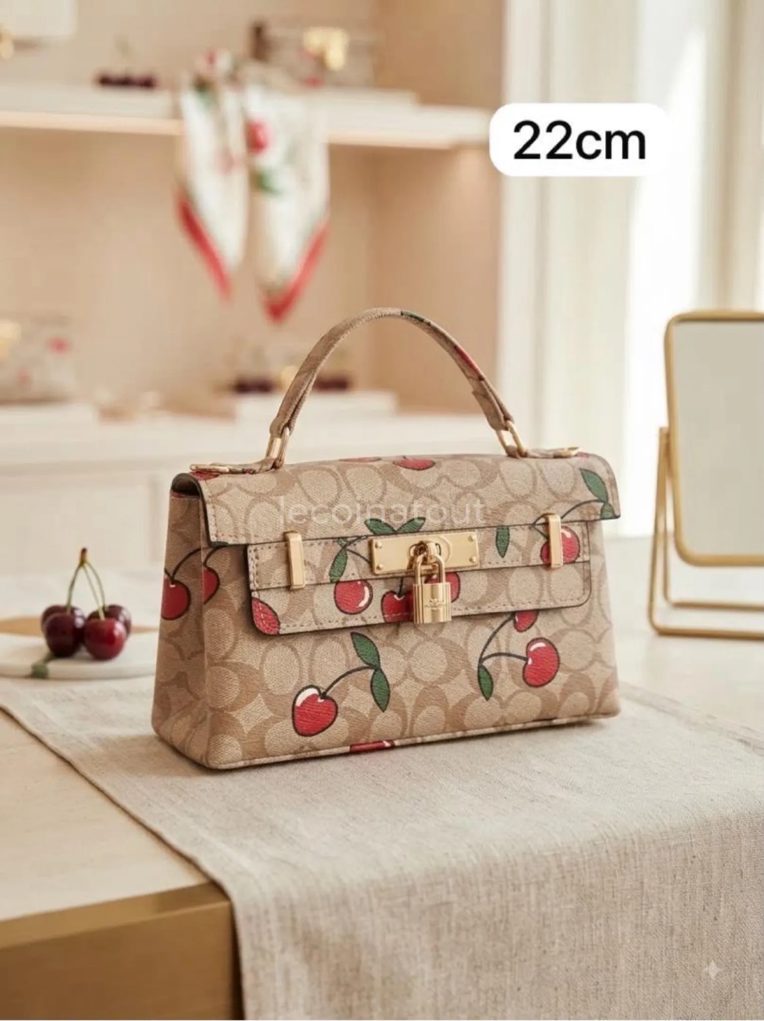 Sac 22 cm — photo 4, Thiès