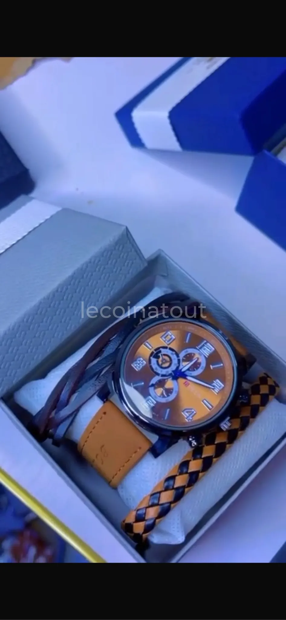 Montre — photo 2, Jaxaay-Parcelle-Niakoul Rap